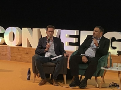 Edouard parle horizontal